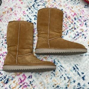 Koolaburra by Ugg Tall Chestnut Boots Size 8